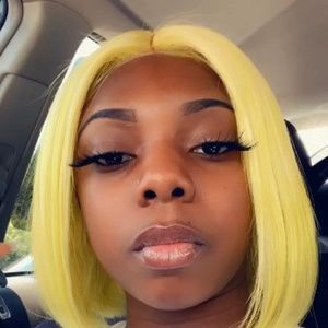 Meet your Posher, Angellica